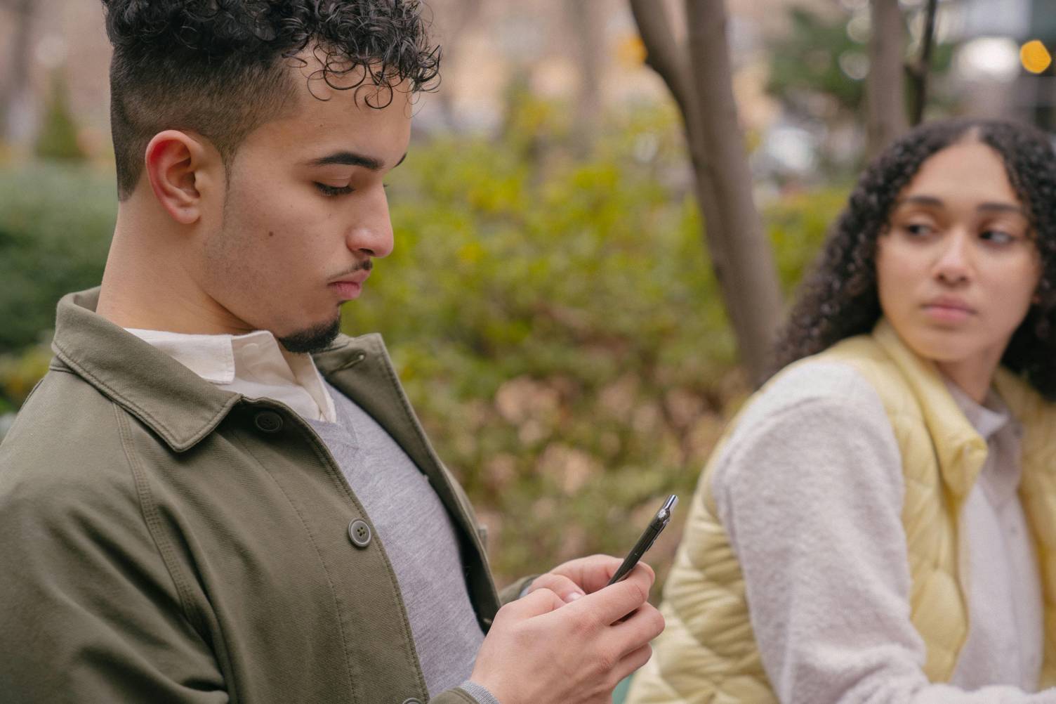 Casual Dating vs. Serious Relationships: What Works Best for You?