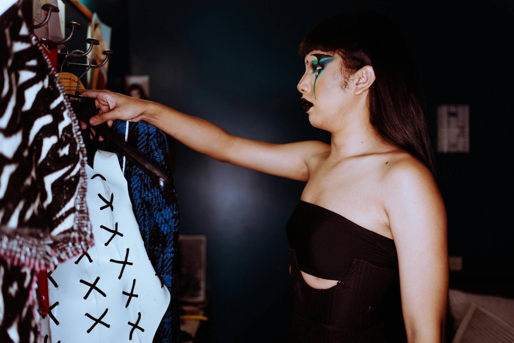 How to Transition Your Wardrobe from Day to Night with Ease