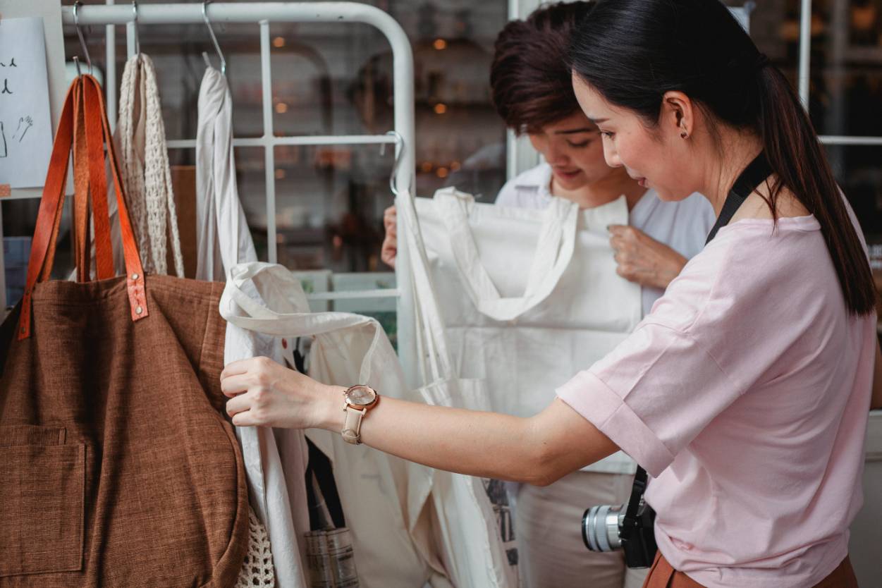 Sustainable Wardrobe Essentials: Fashion That’s Stylish and Eco-Friendly